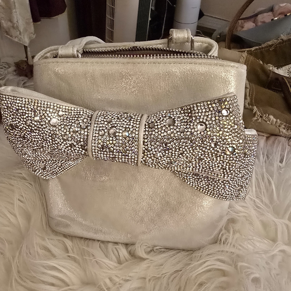 Betsey Johnson Glitteratzi Bag